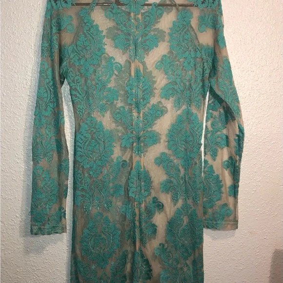 Teal lace one piece dress Size 17” Pit 2 Pit 34”Length. - Picture 1 of 6